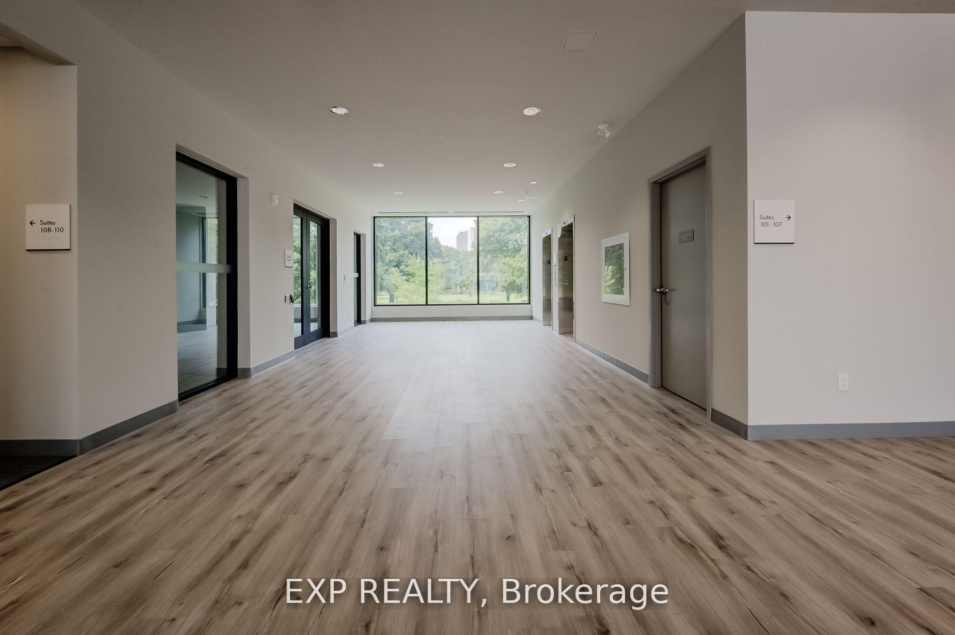 103 Roger Street 516, Waterloo — photo 4 of 5