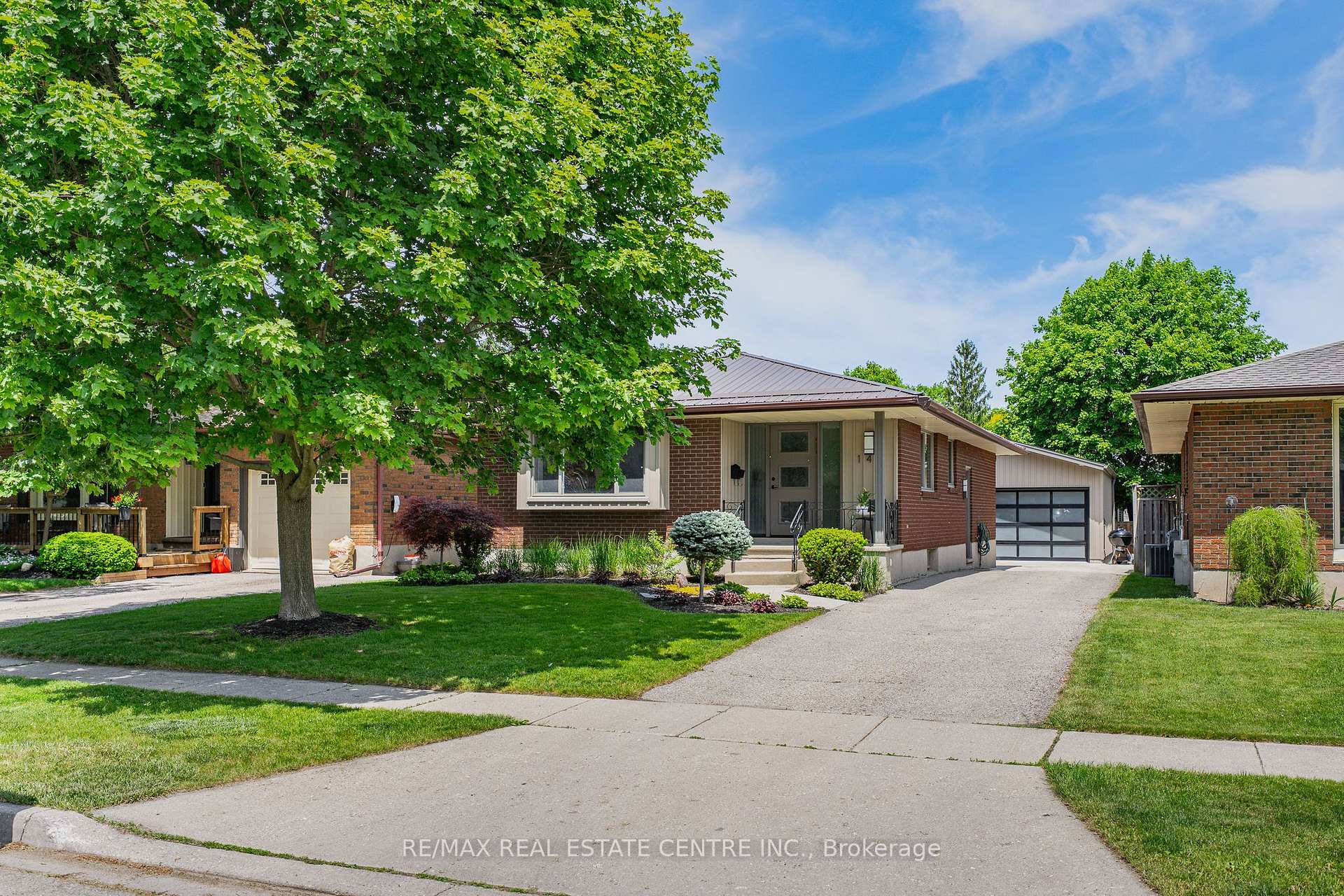 148 Wedgewood Drive, Cambridge, ON N1S 3X9 — Cambridge, Ontario