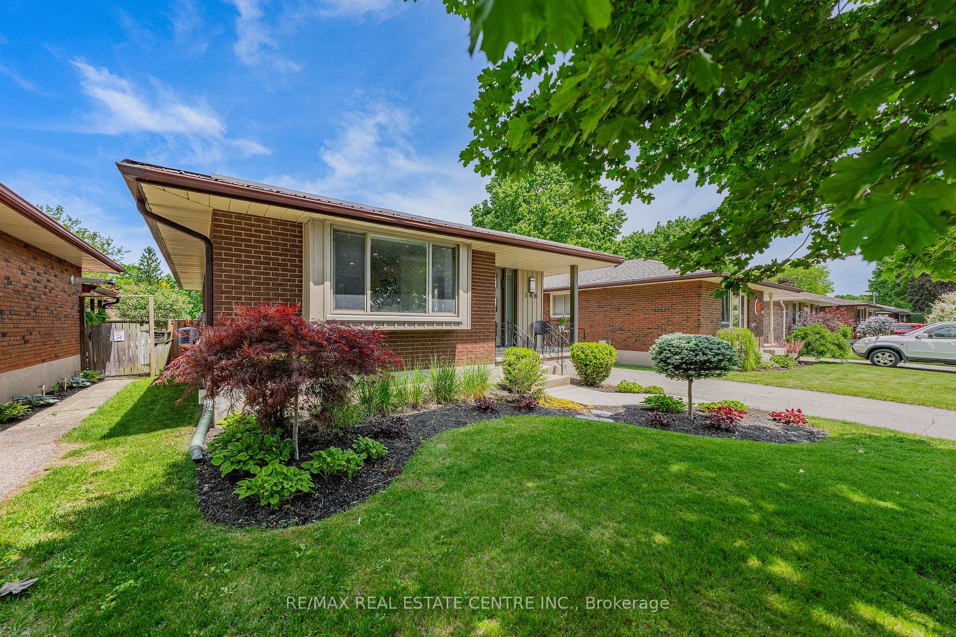 148 Wedgewood Drive, Cambridge — photo 2 of 5