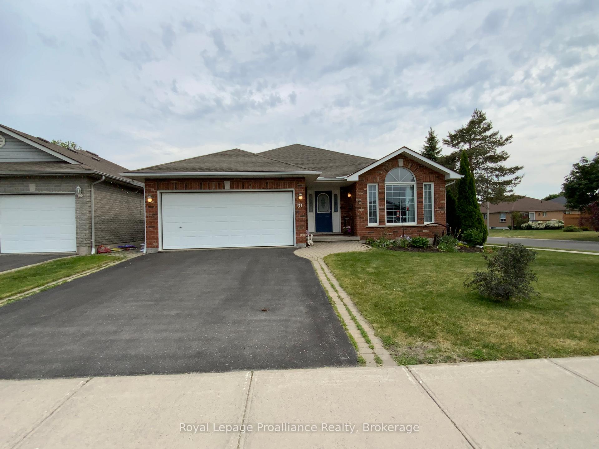 31 Hemlock Crescent, Belleville, ON K8N 5Y1 — Belleville, Ontario