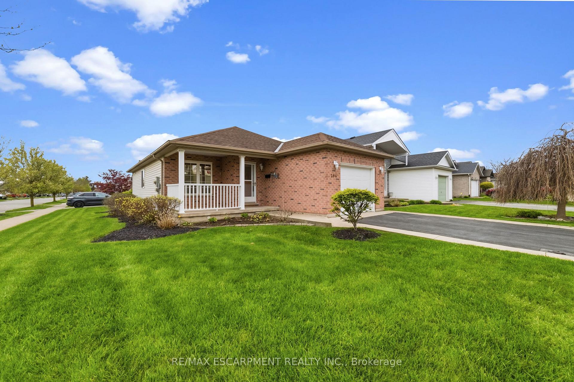 296 Autumn Crescent, Welland — photo 3 of 5
