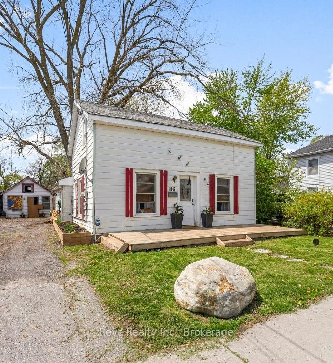86 Yeomans Street, Belleville, ON K8P 3X5 — Belleville, Ontario