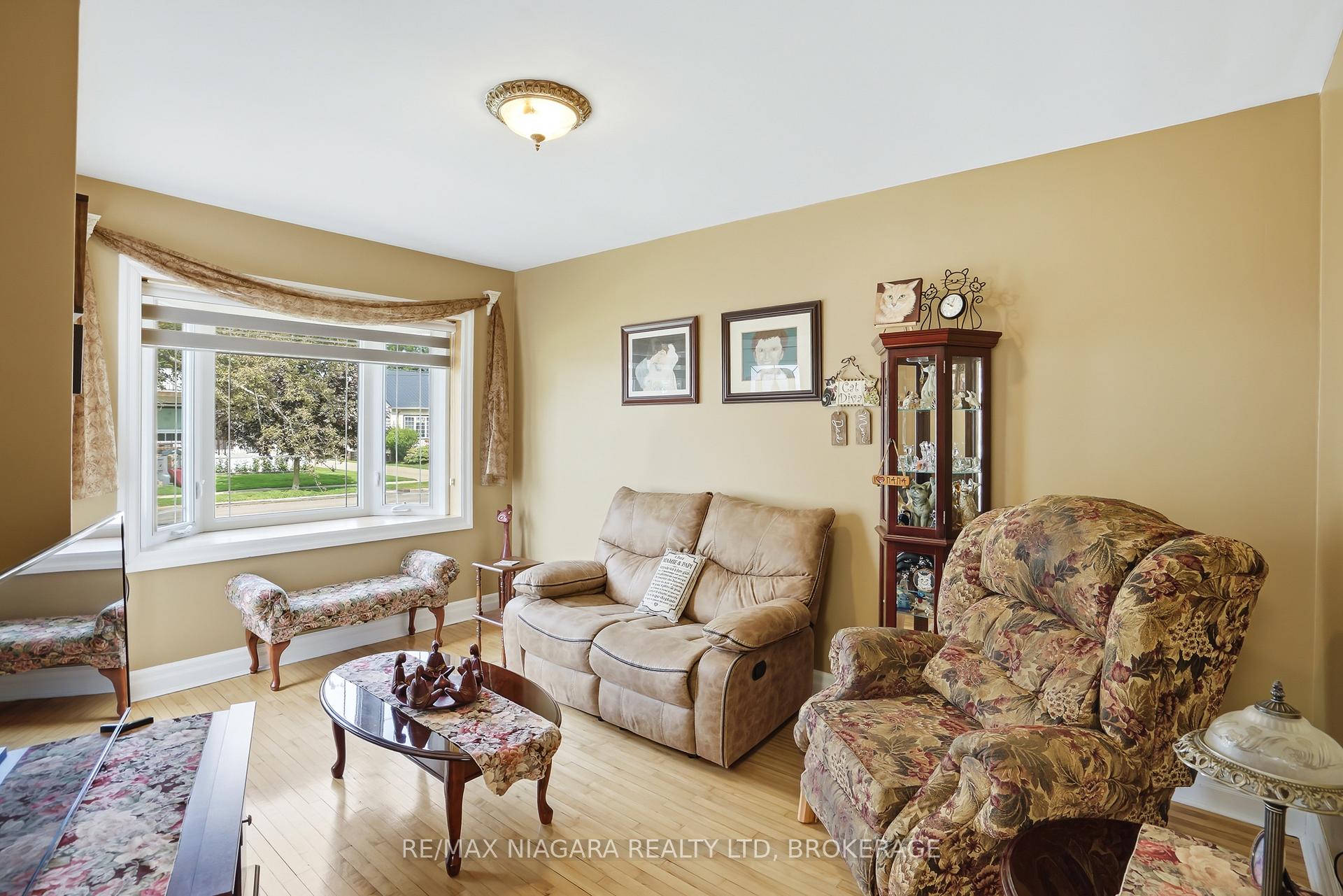 270 Mcalpine Avenue S, Welland — photo 5 of 5