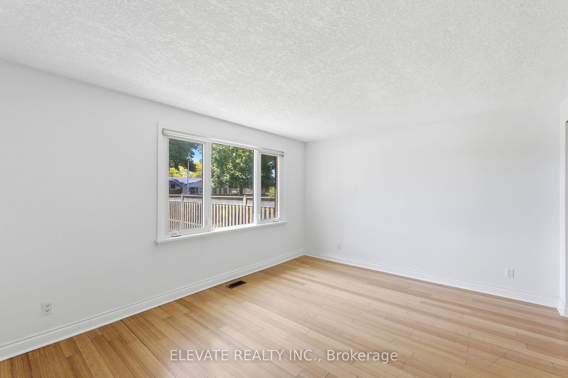4 Pullen Avenue, St. Thomas — photo 5 of 5