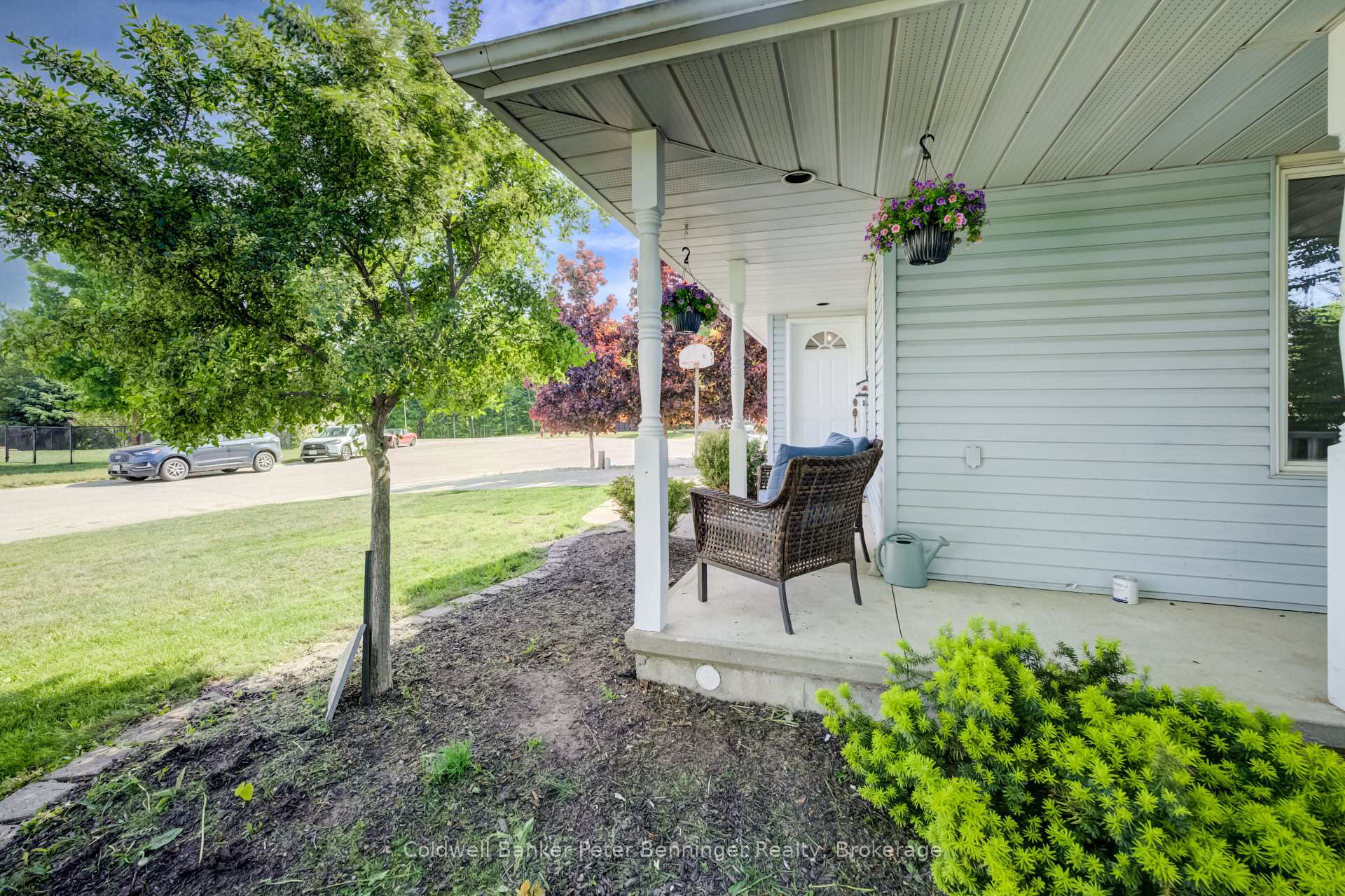 54 Ellen Avenue, Brockton — photo 4 of 5