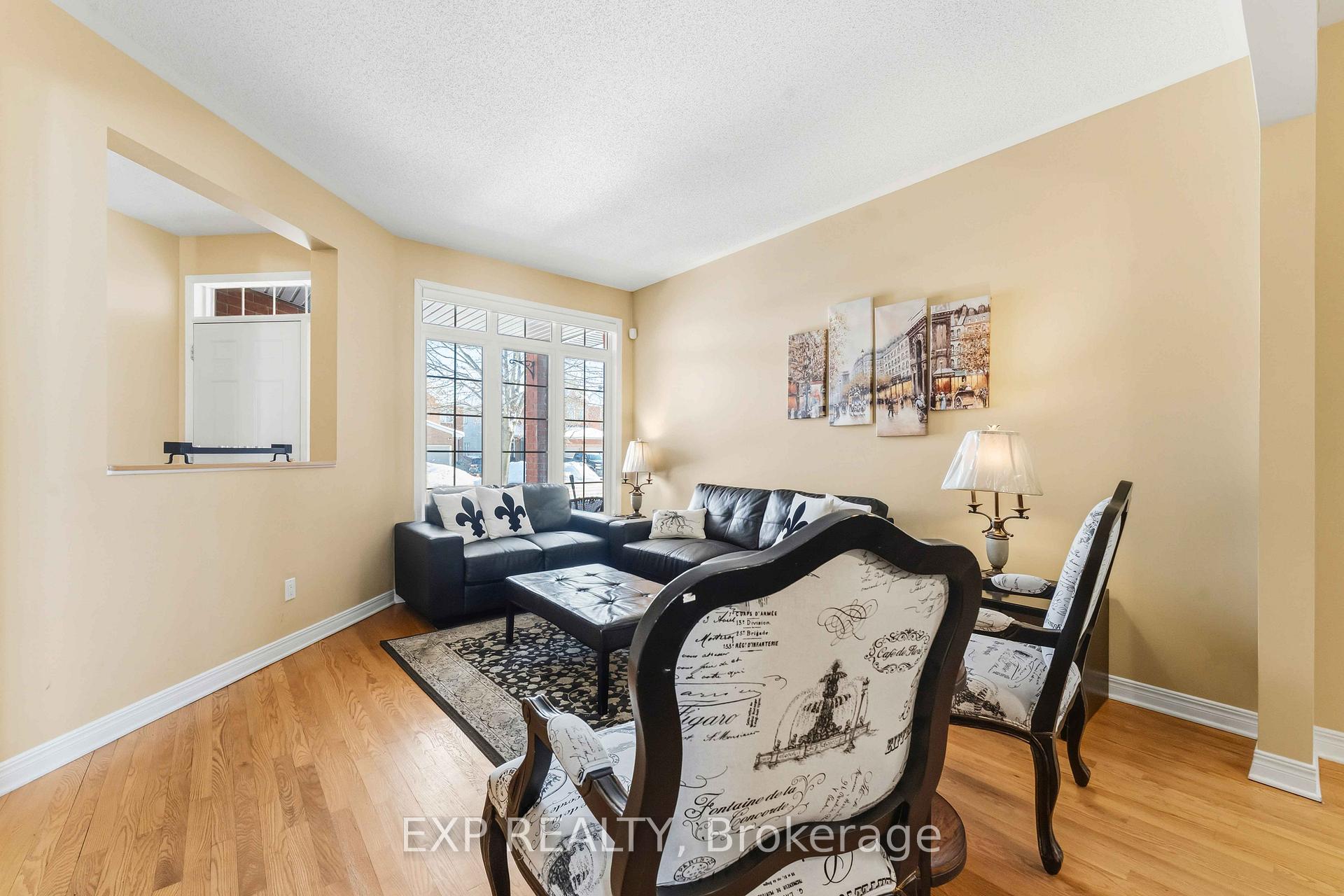 118 Finn Court, Hunt Club - South Keys and Area — photo 5 of 5