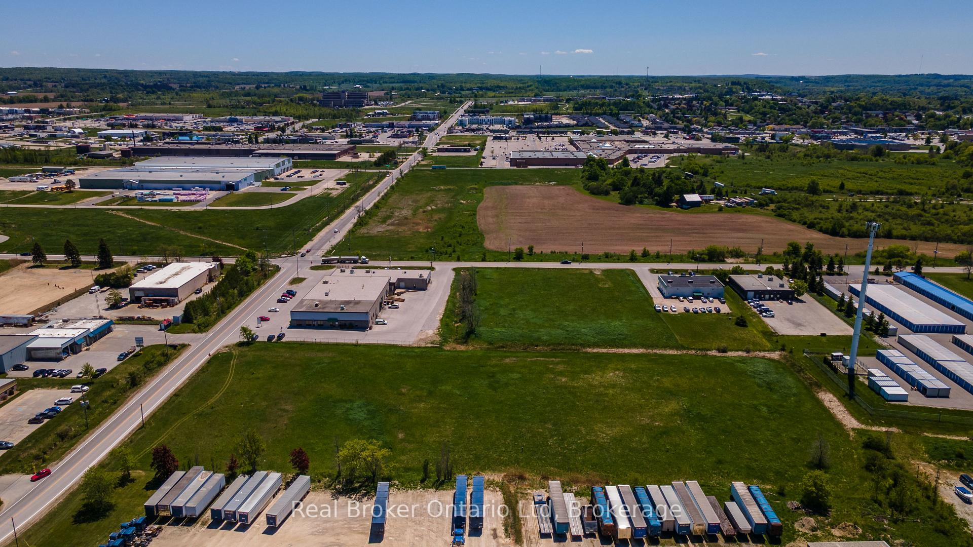 1548 (Part 1) 20th Street E, Owen Sound — photo 3 of 5