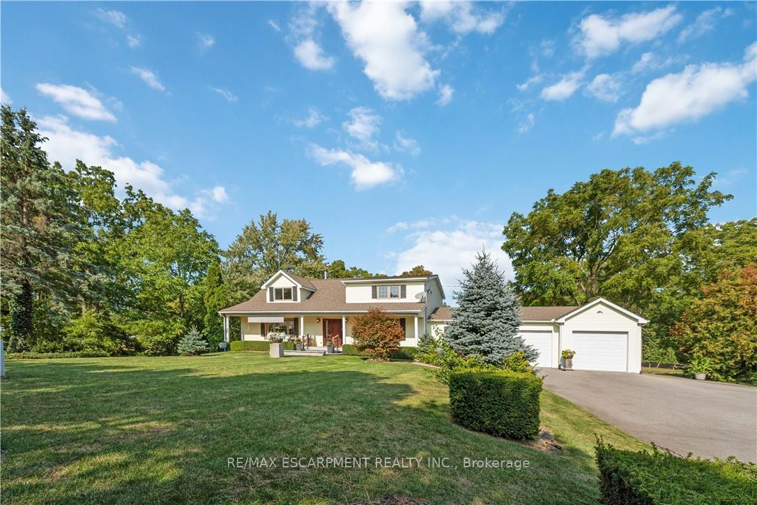 493 Ridge Road E, Grimsby, ON L3M 0K5 — Grimsby, Ontario