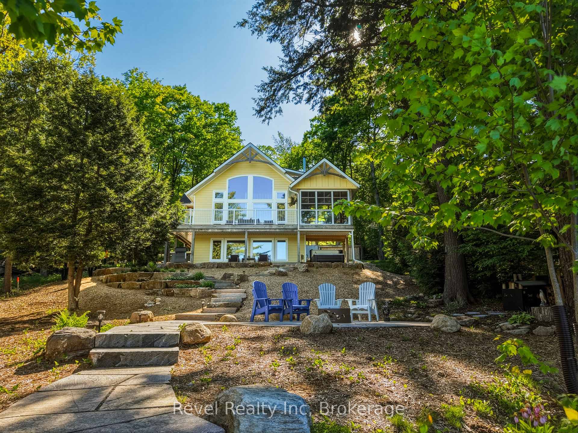 1090 Lawson Road, Lake of Bays — photo 2 of 5