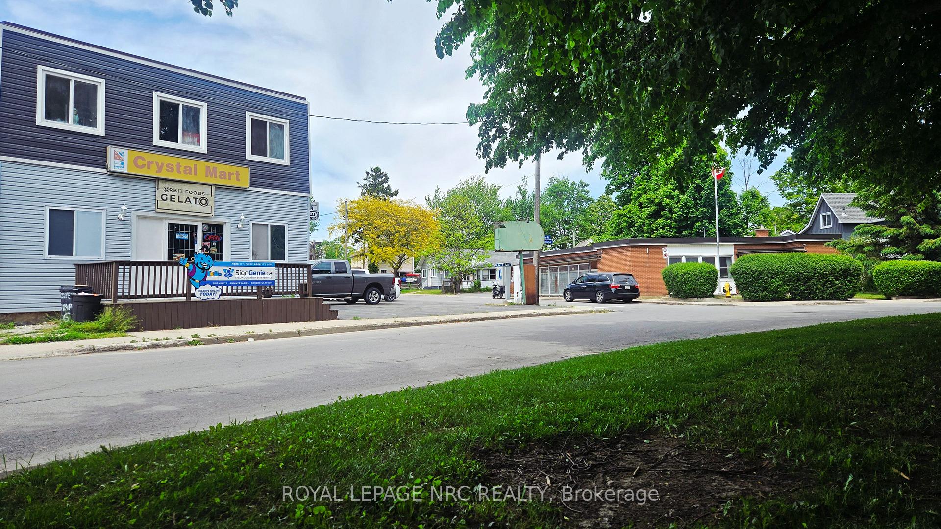 74 Queens Circle #4, Fort Erie — photo 5 of 5