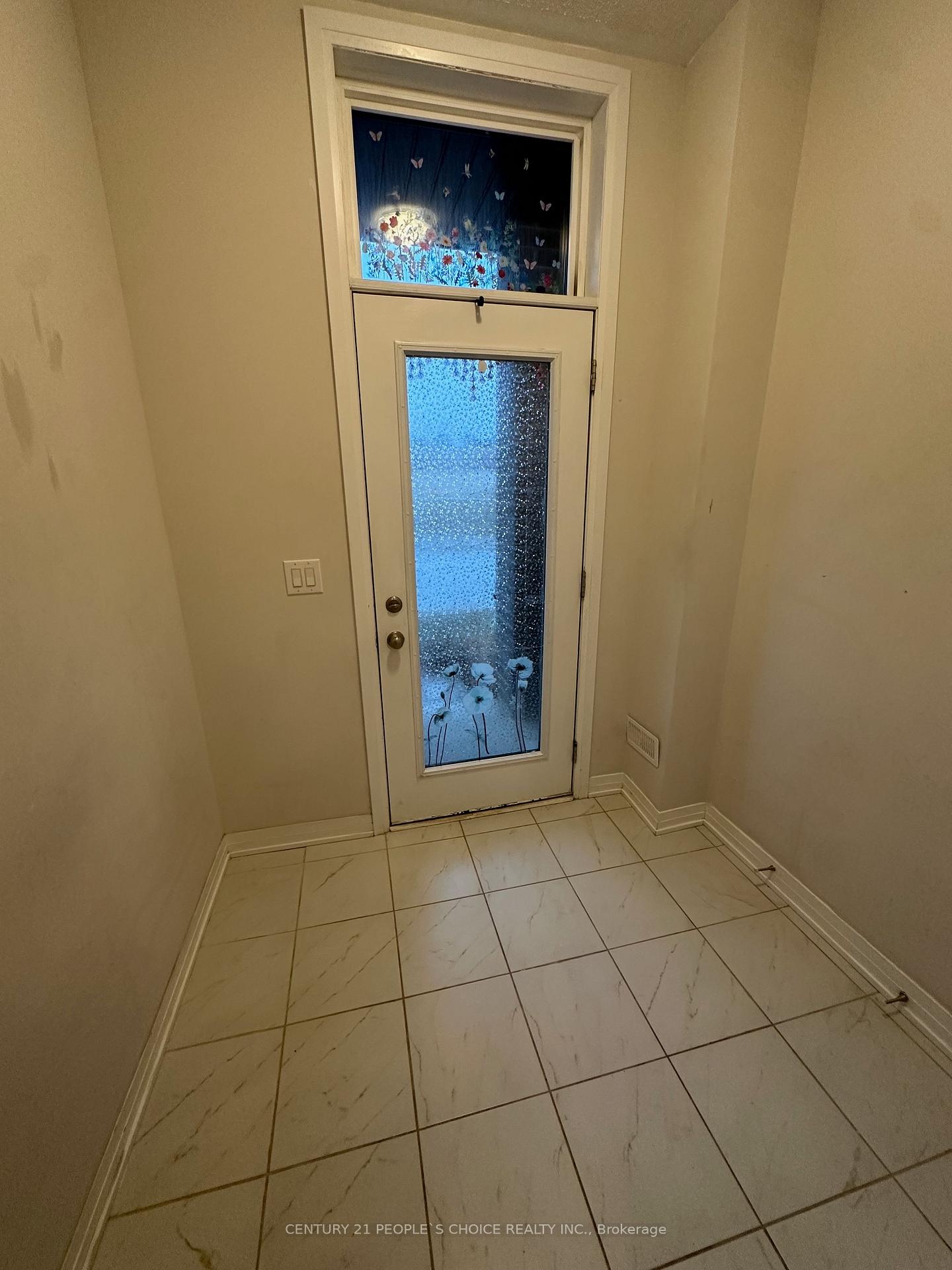 585 Colborne Street E 106, Brantford — photo 4 of 5