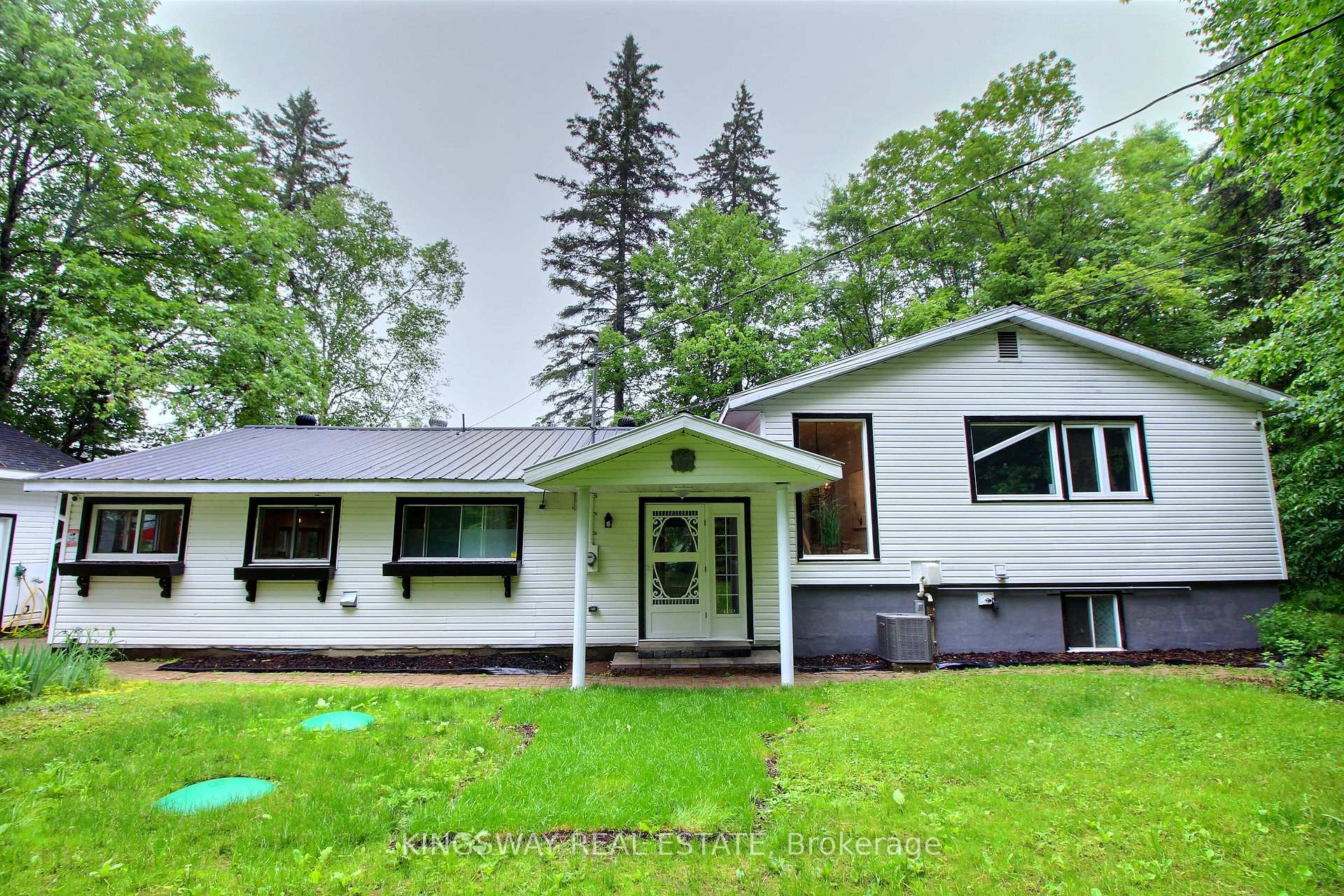 325 Balsam Chutes Road, Huntsville — photo 2 of 5