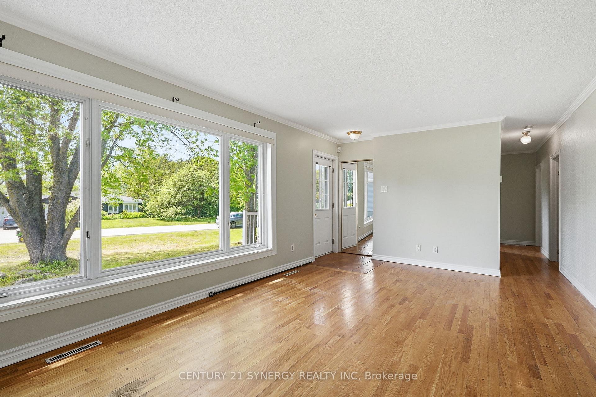 3941 Shirley Avenue, Blossom Park - Airport and Area — photo 2 of 5