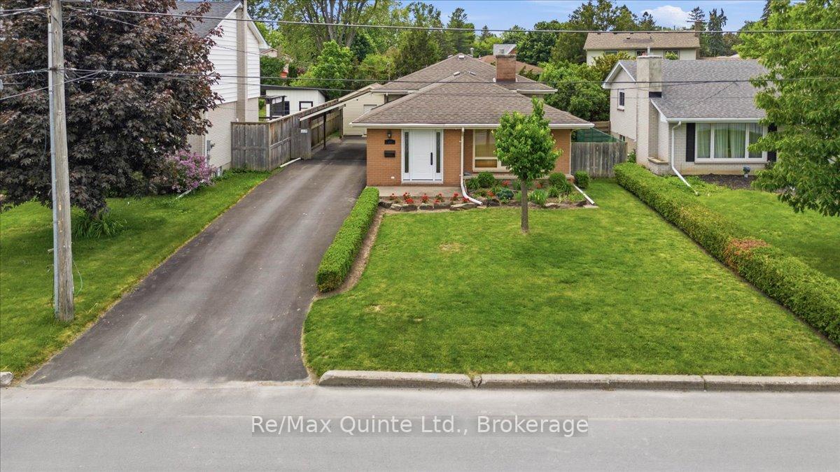 18 Plaza Square, Belleville — photo 5 of 5