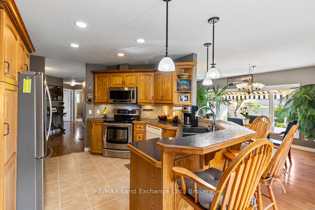 478 Bluewater Drive, Saugeen Shores — photo 4 of 5