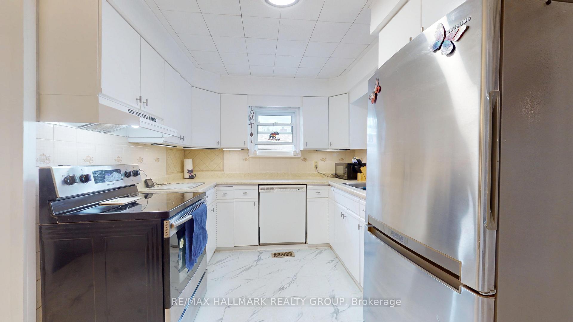 20 Crawford Street, Brockville — photo 4 of 5