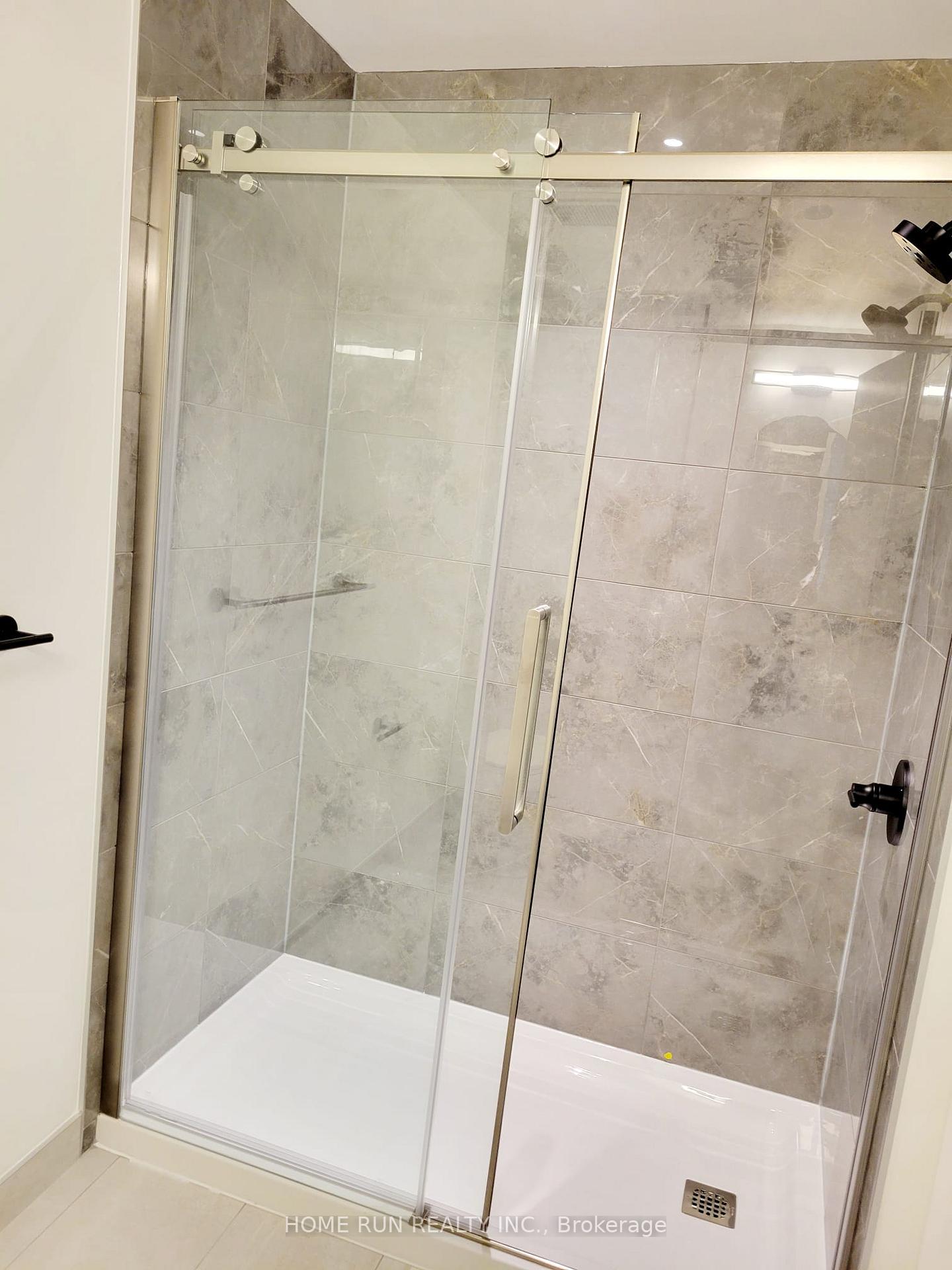 560 Rideau Street 802, Lower Town - Sandy Hill — photo 5 of 5