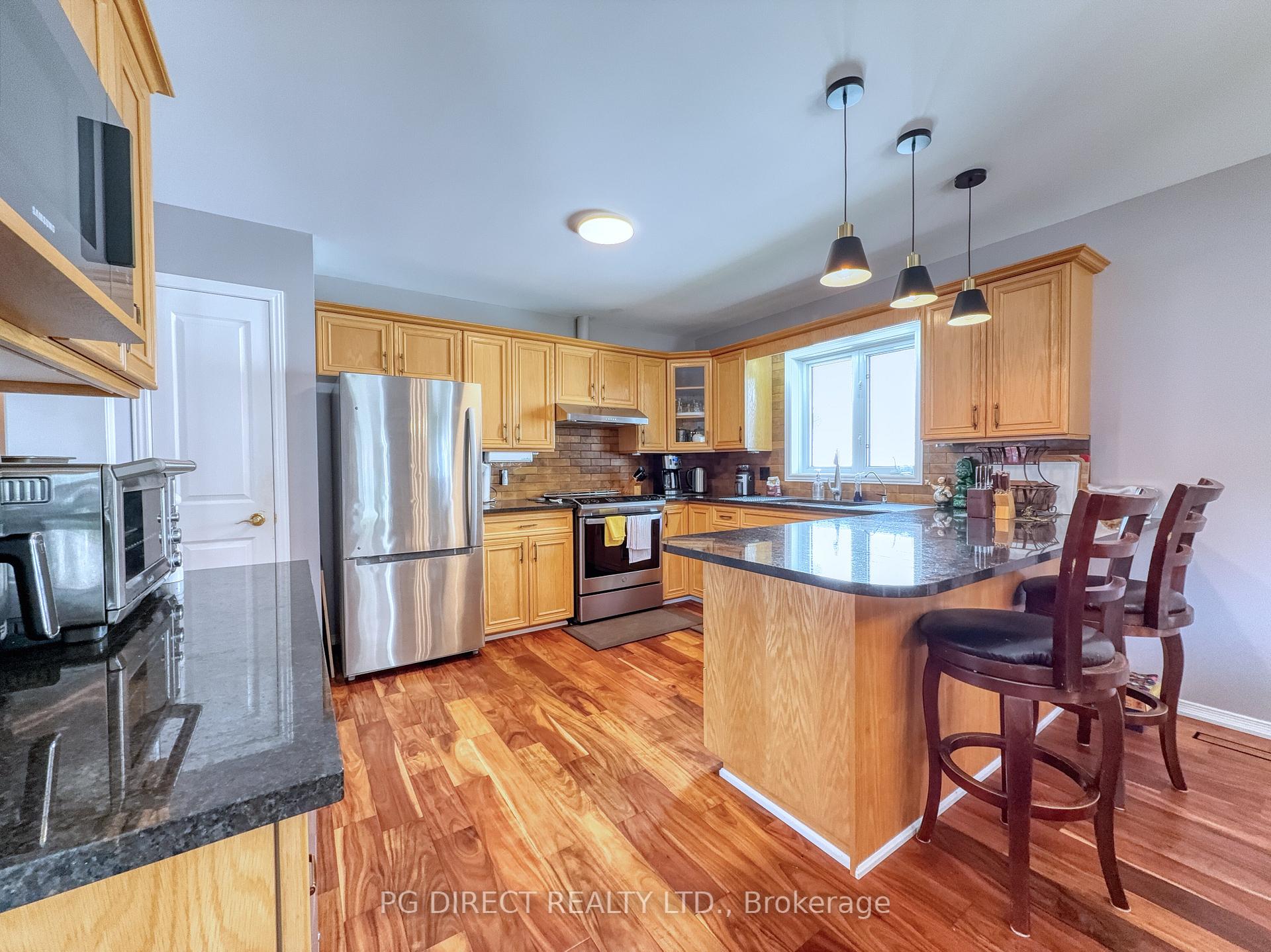 113 White Bark Way, Centre Wellington — photo 4 of 5