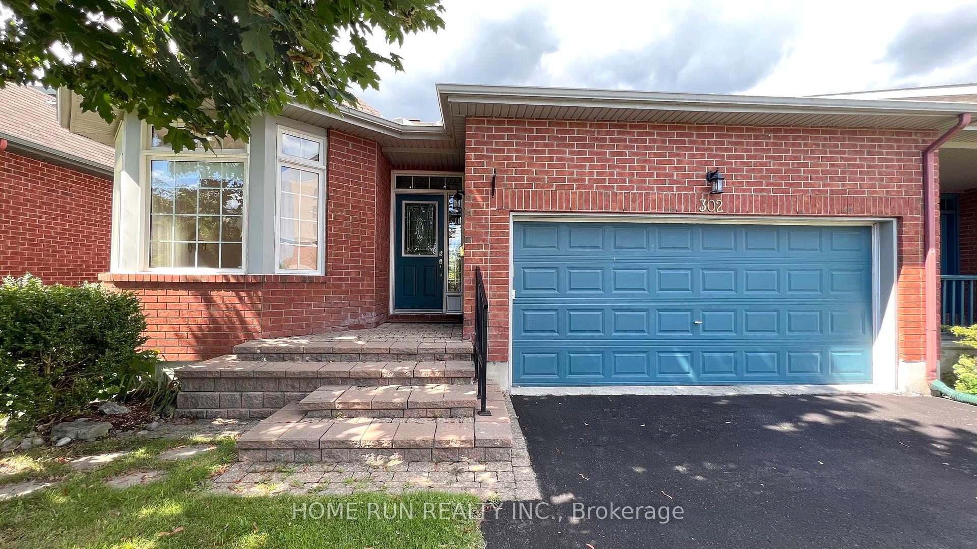 302 Wisteria Crescent, Hunt Club - Windsor Park Village and Area — photo 4 of 5