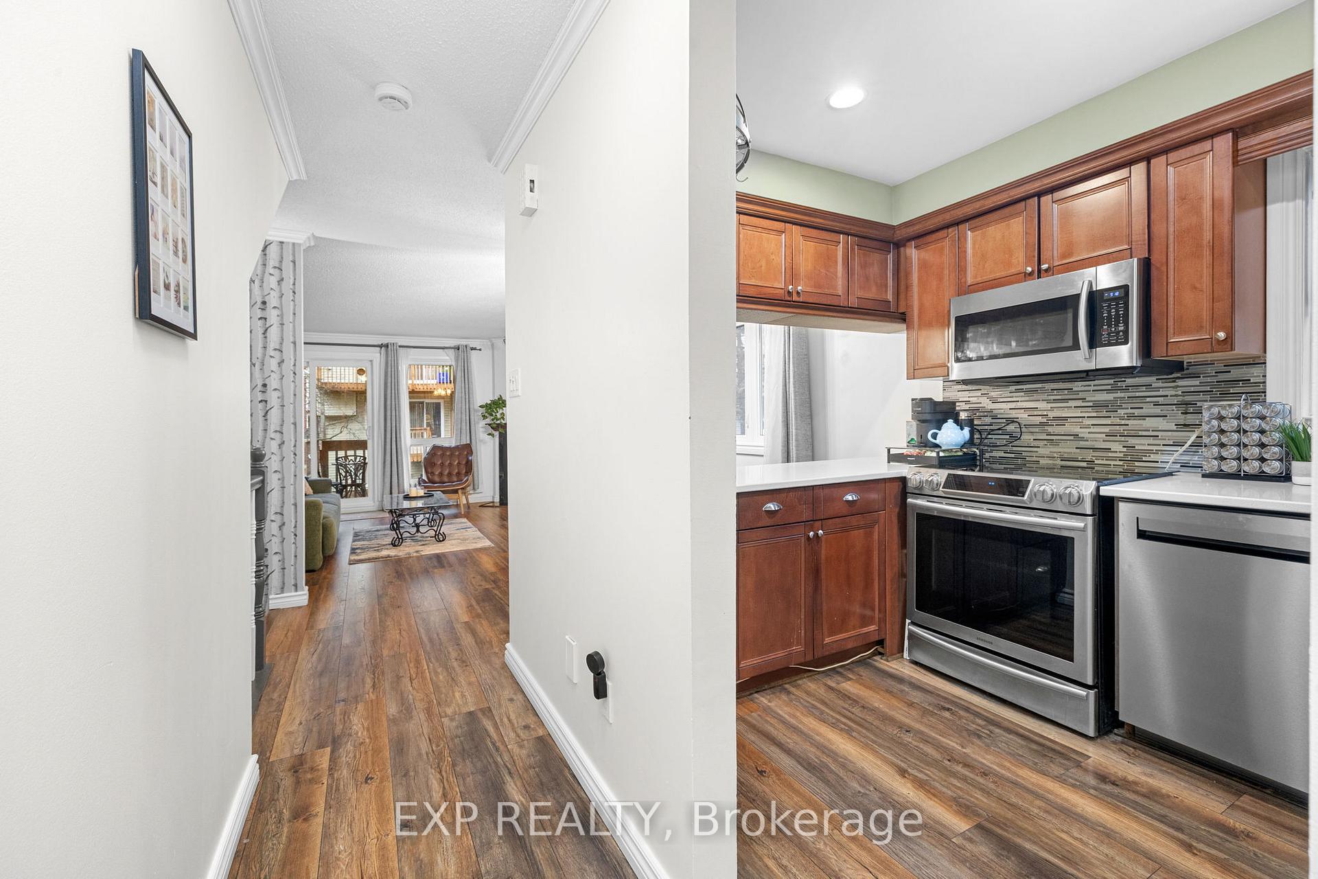 171 Briston Private, Hunt Club - South Keys and Area — photo 5 of 5