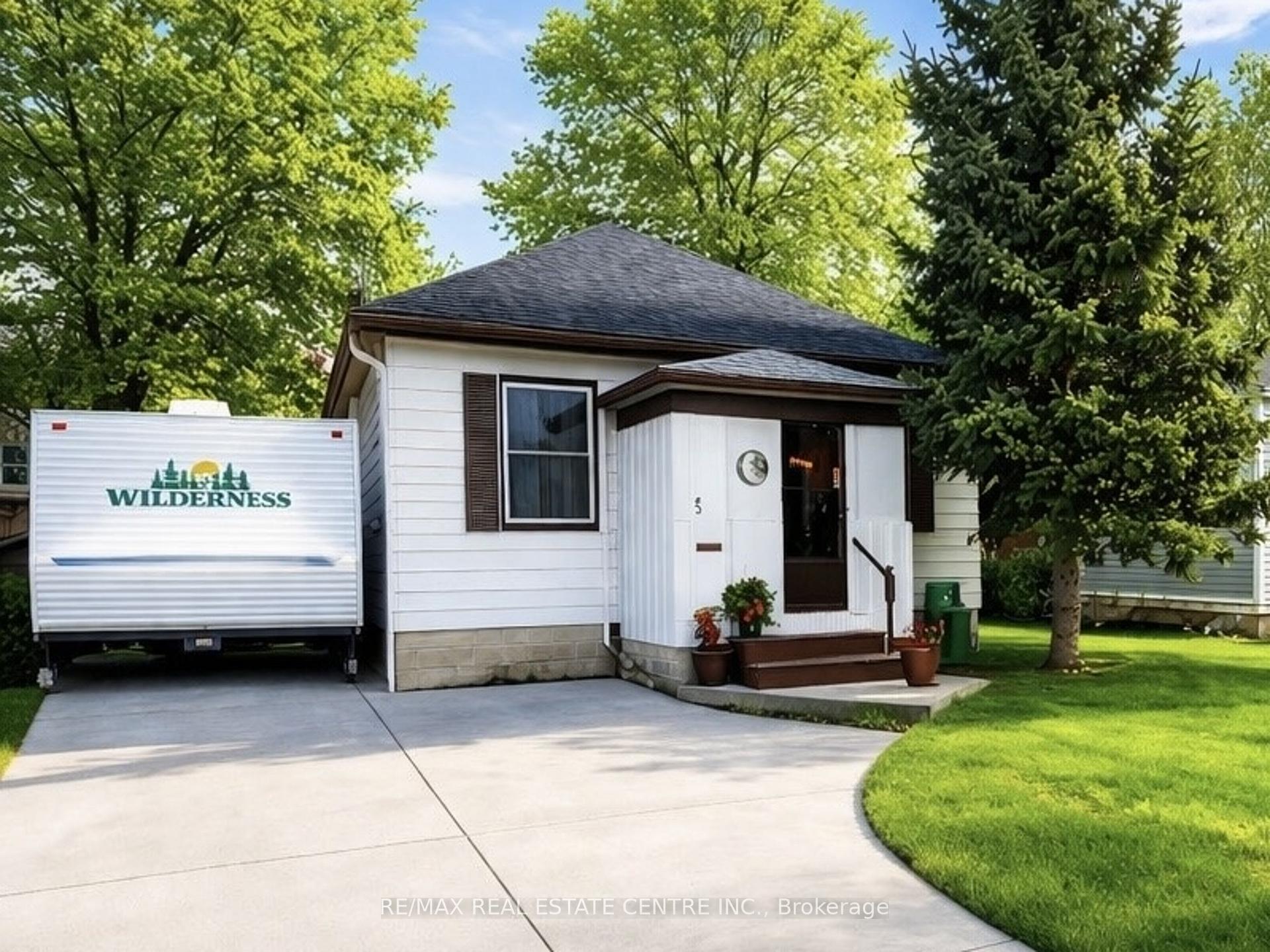 5 Easton Street, Cambridge, ON N1R 1G3 — Cambridge, Ontario