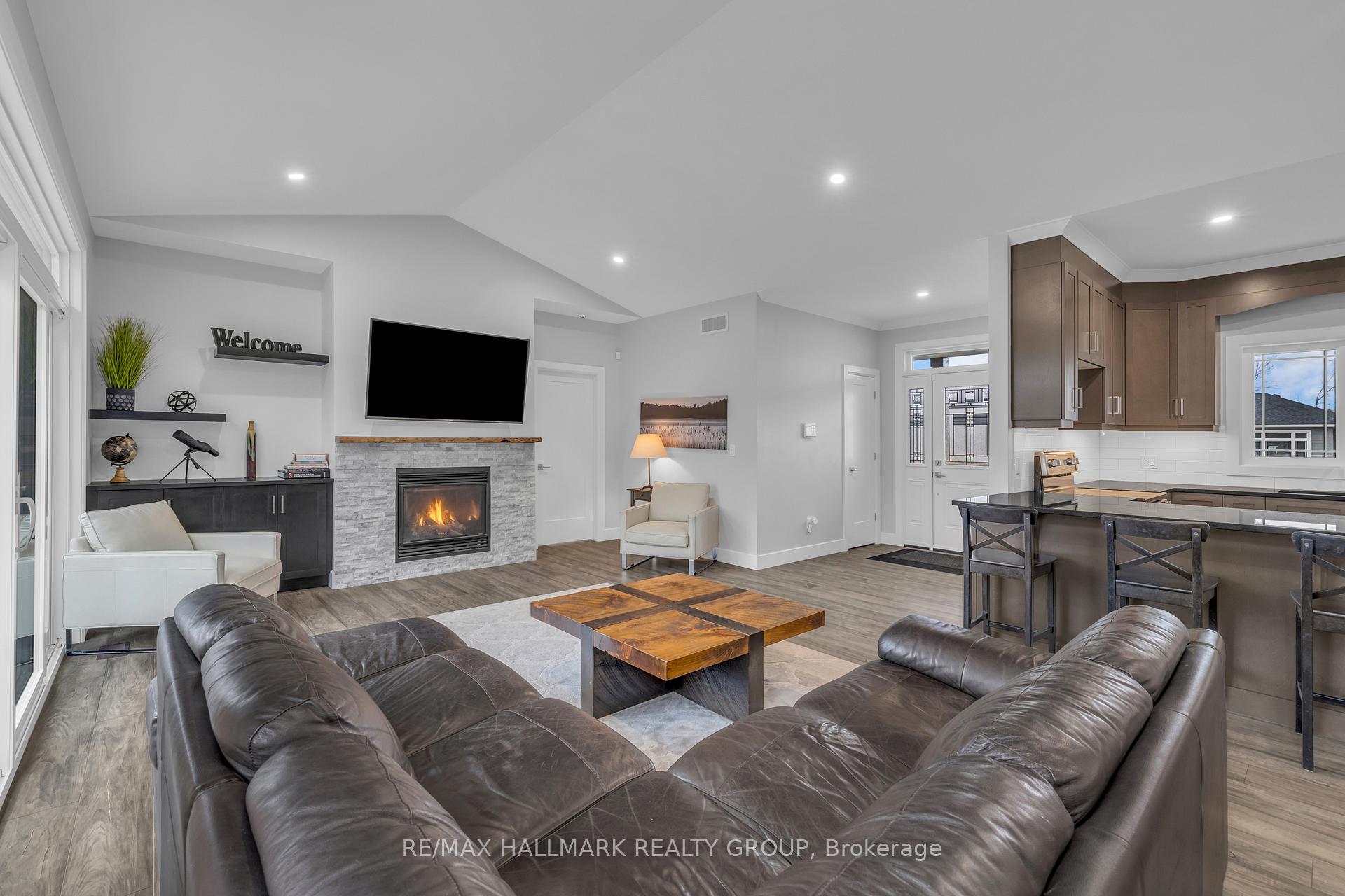 1077 SHEARER Drive, Brockville — photo 5 of 5