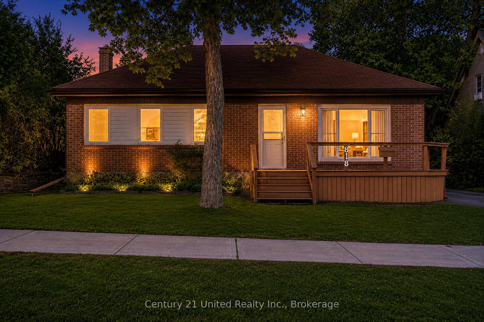 818 Rishor Crescent, Peterborough — photo 2 of 5