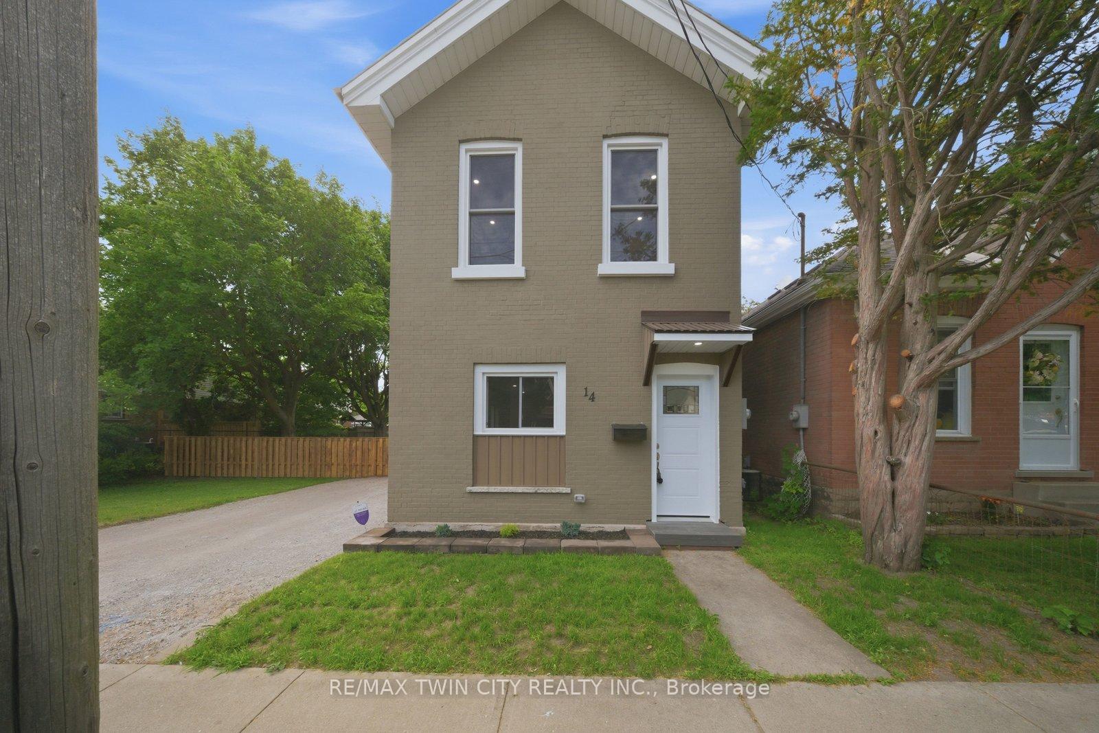 14 W Bond Street W, Brantford — photo 2 of 5