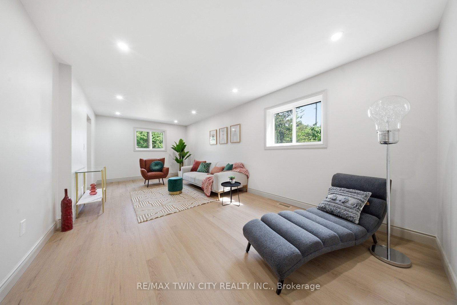 14 W Bond Street W, Brantford — photo 5 of 5