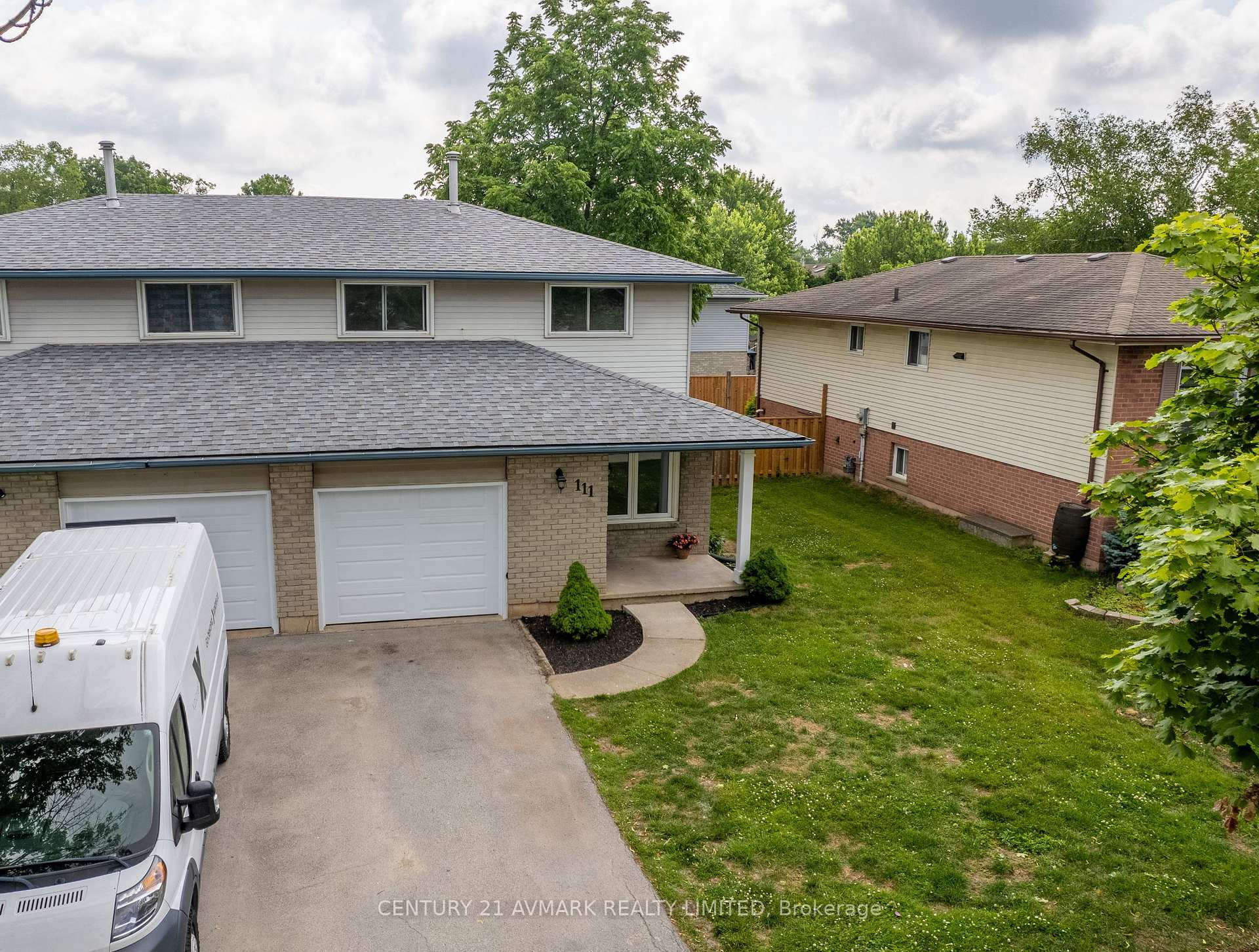111 Northgate Drive, Welland — photo 3 of 5