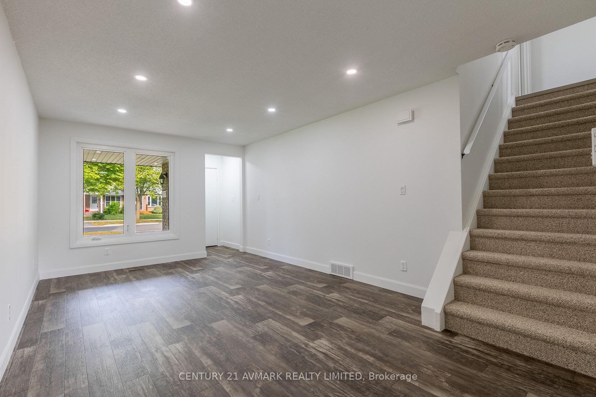 111 Northgate Drive, Welland — photo 5 of 5