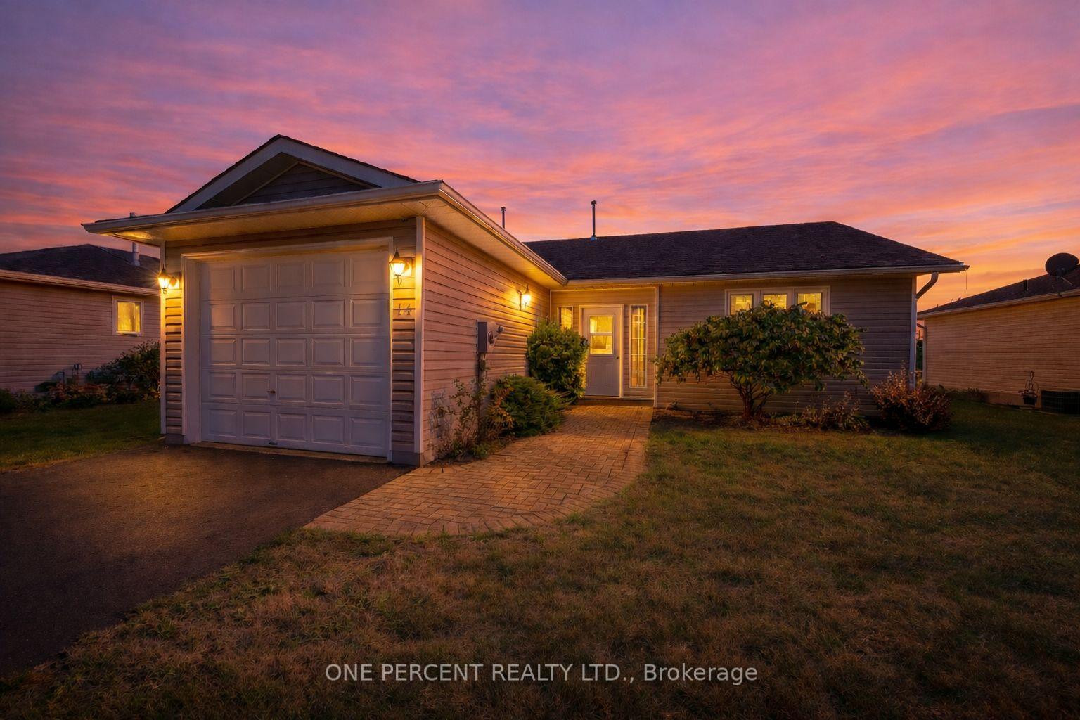 14 Elmdale Drive, Prince Edward County — photo 2 of 5
