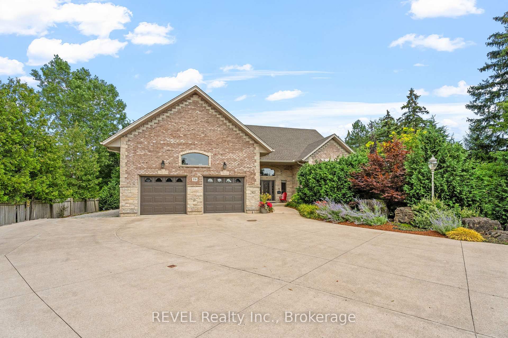 26 kingsway Street, Welland — photo 4 of 5