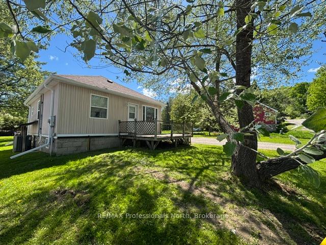 14 Chandos Street, Minden Hills, ON K0M 2K0