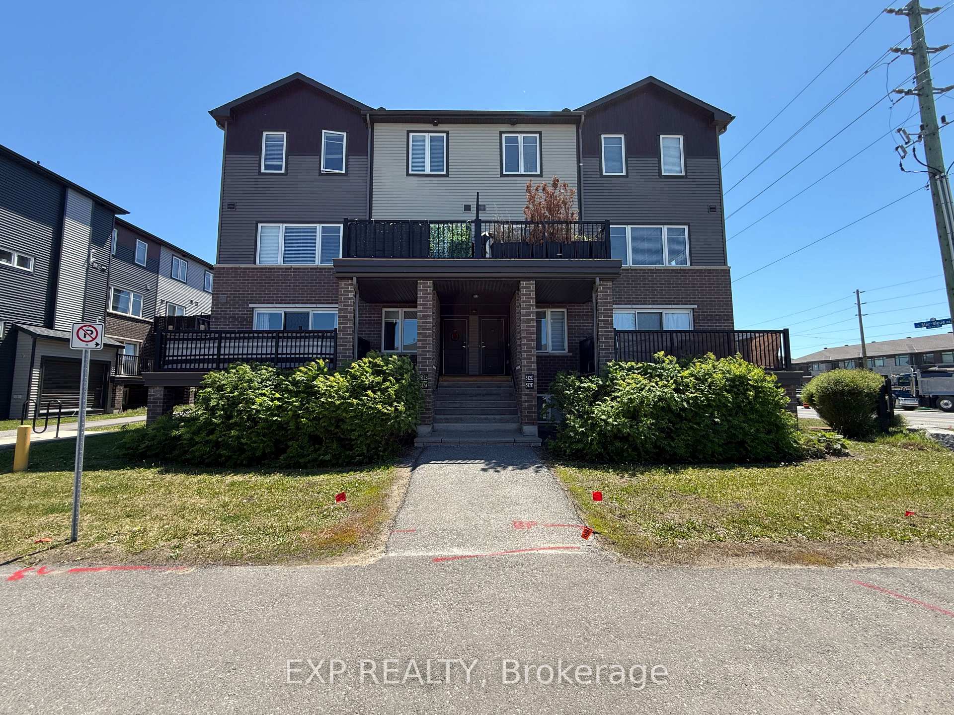 512 Decoeur Drive B, Orleans - Cumberland and Area, ON K4A 5H5 — Orleans - Cumberland and Area, Ontario