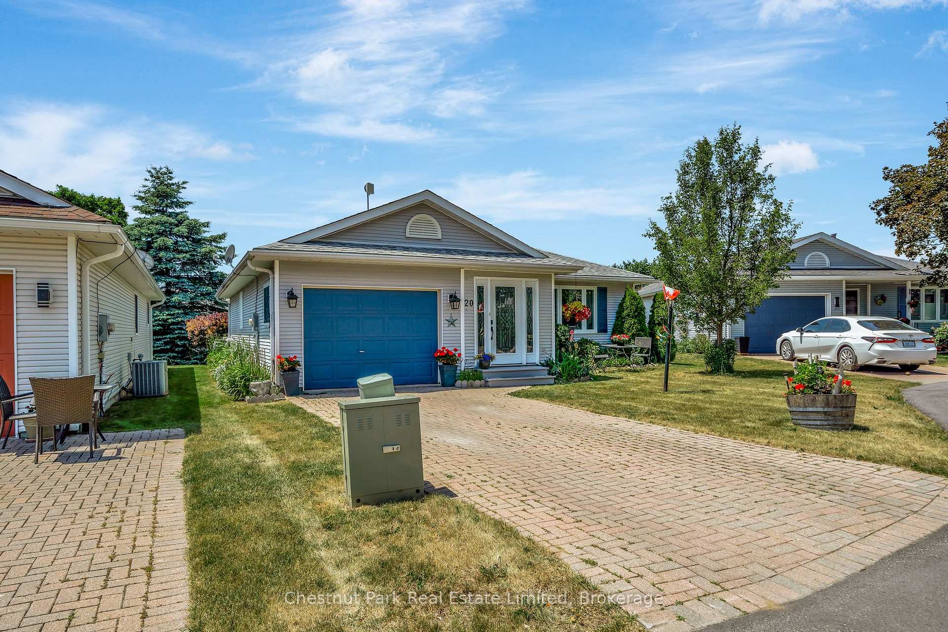 20 Monroe Court, Prince Edward County — photo 2 of 5