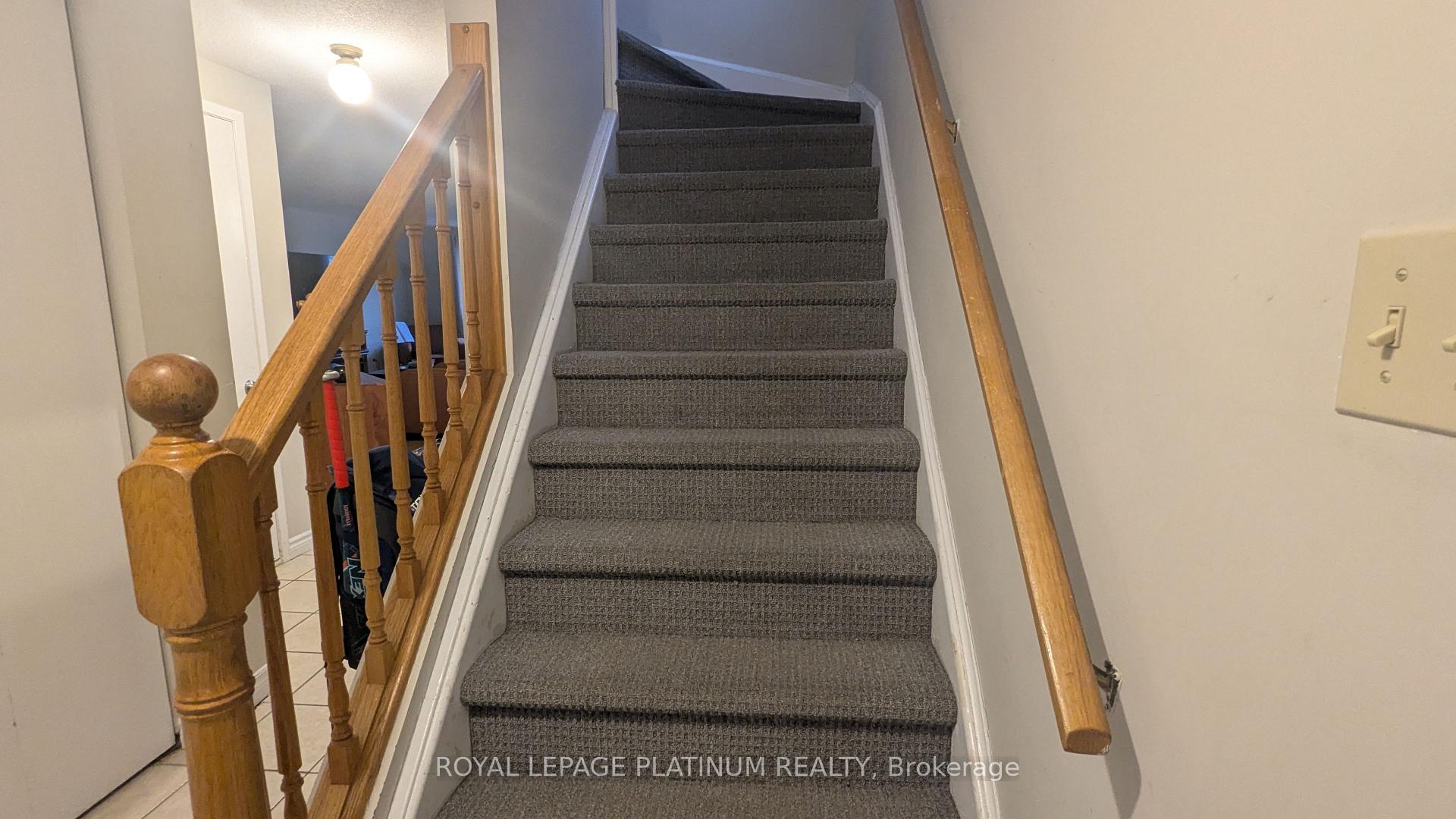 630 Pinerow Crescent, Waterloo — photo 5 of 5