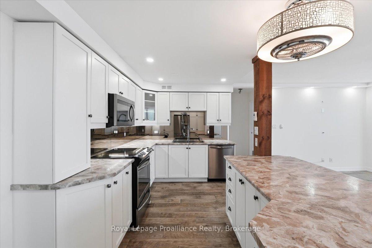 350 Front Street 504, Belleville — photo 3 of 5