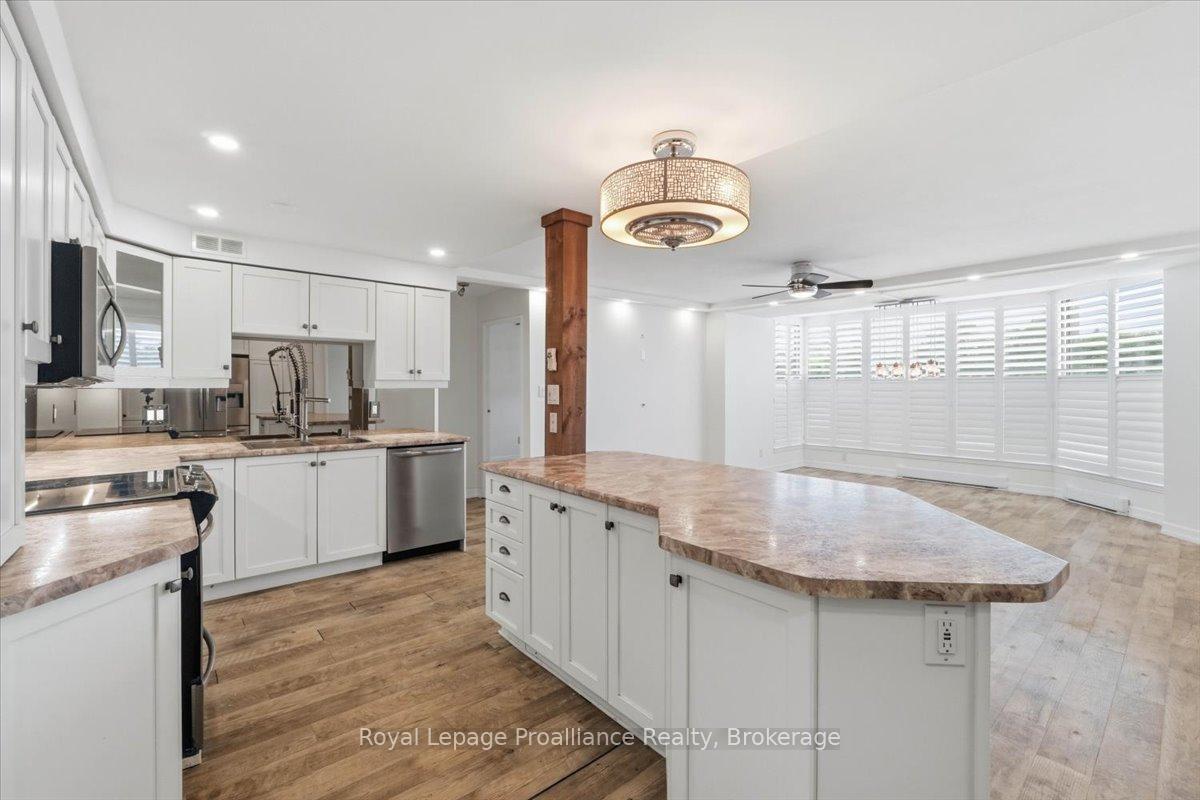 350 Front Street 504, Belleville — photo 5 of 5
