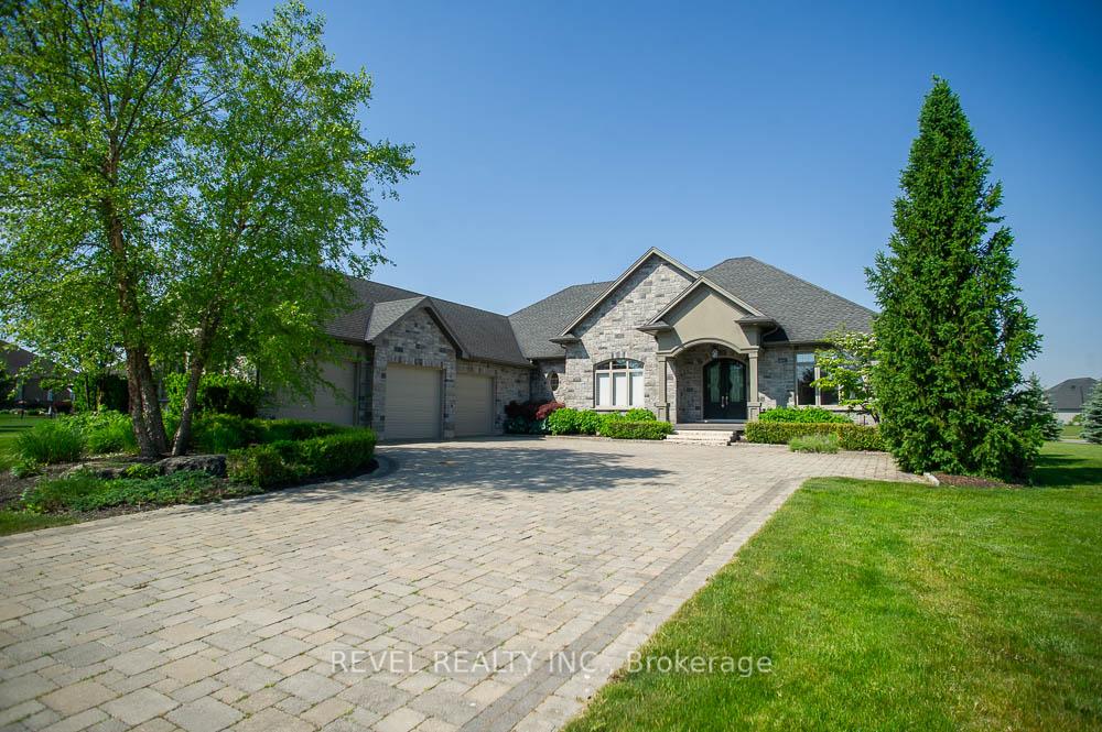 29 Westlake Boulevard, Brantford, ON N3T 0E1 — Brantford, Ontario