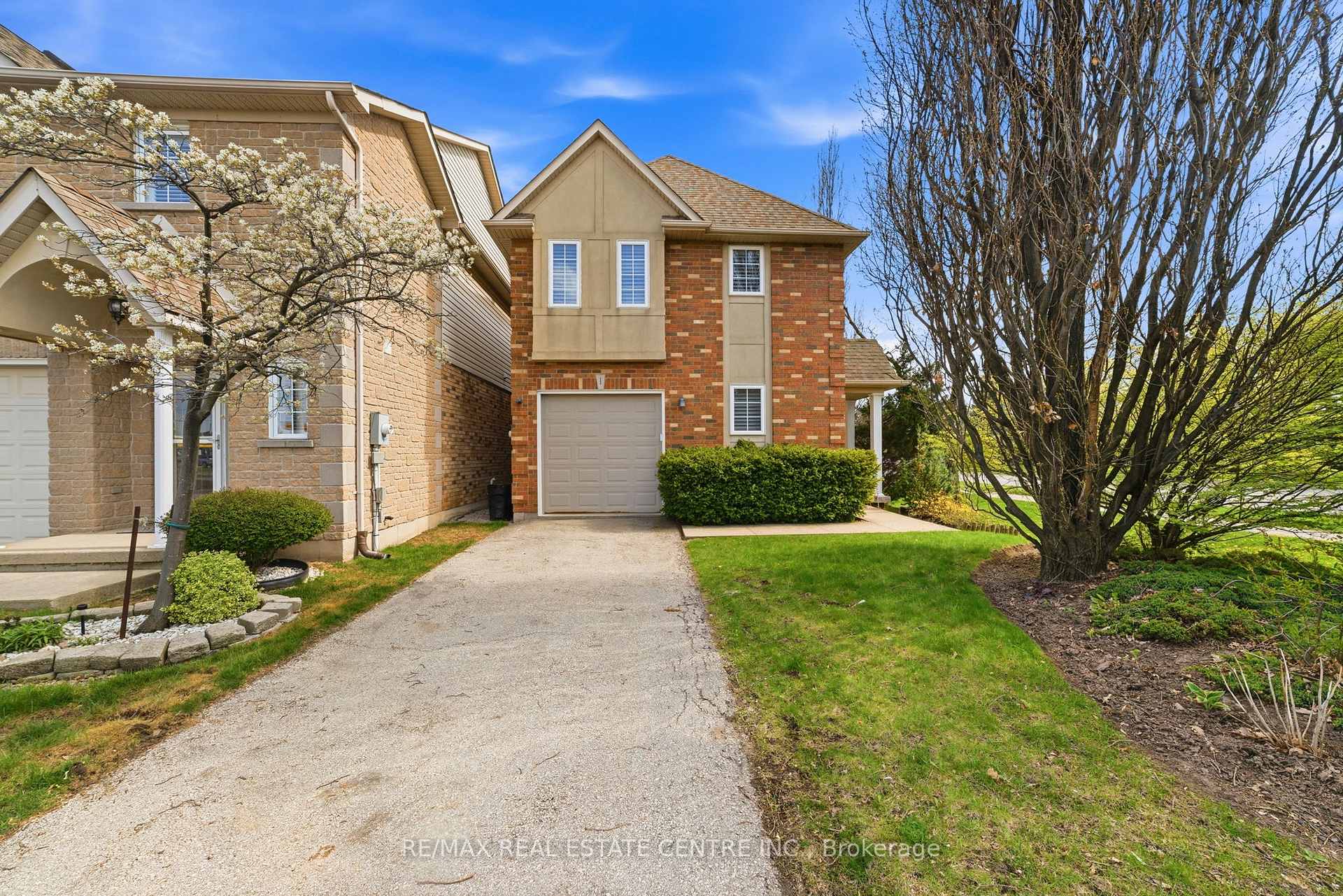 876 GOLF LINKS Road 1, Hamilton, ON L9K 1M7