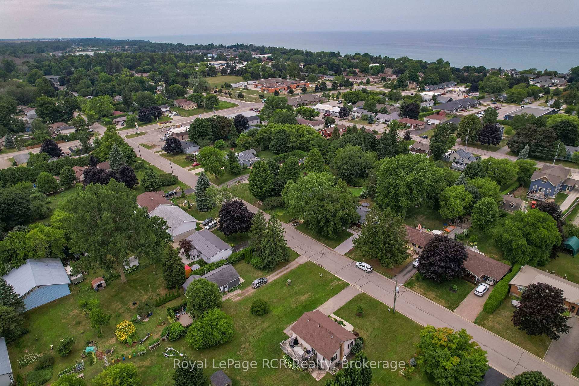 395 Elgin Street, Kincardine — photo 4 of 5