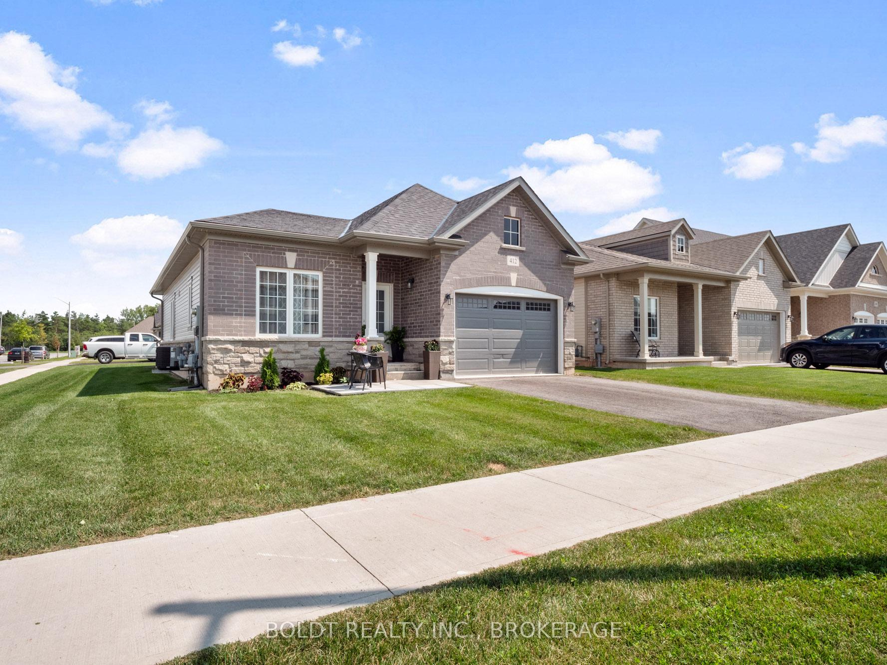 412 Hummel Crescent, Fort Erie — photo 2 of 5