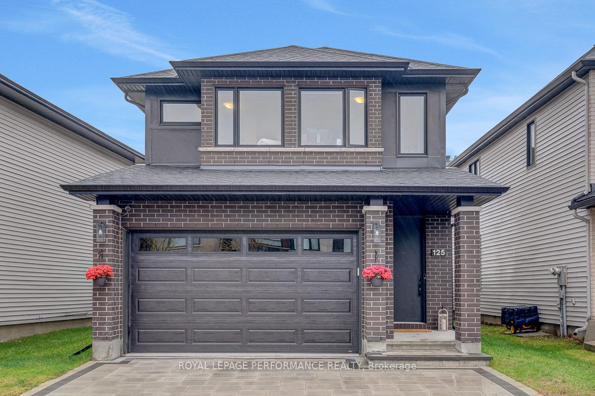 125 Dun Skipper Drive, Blossom Park - Airport and Area — photo 2 of 5
