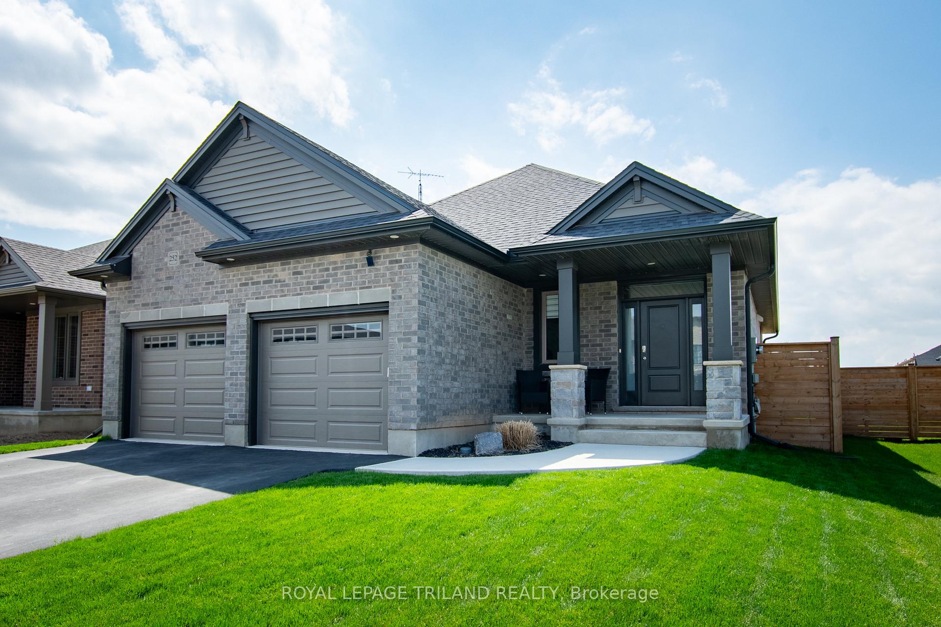 252 Renaissance Drive, St. Thomas — photo 2 of 5
