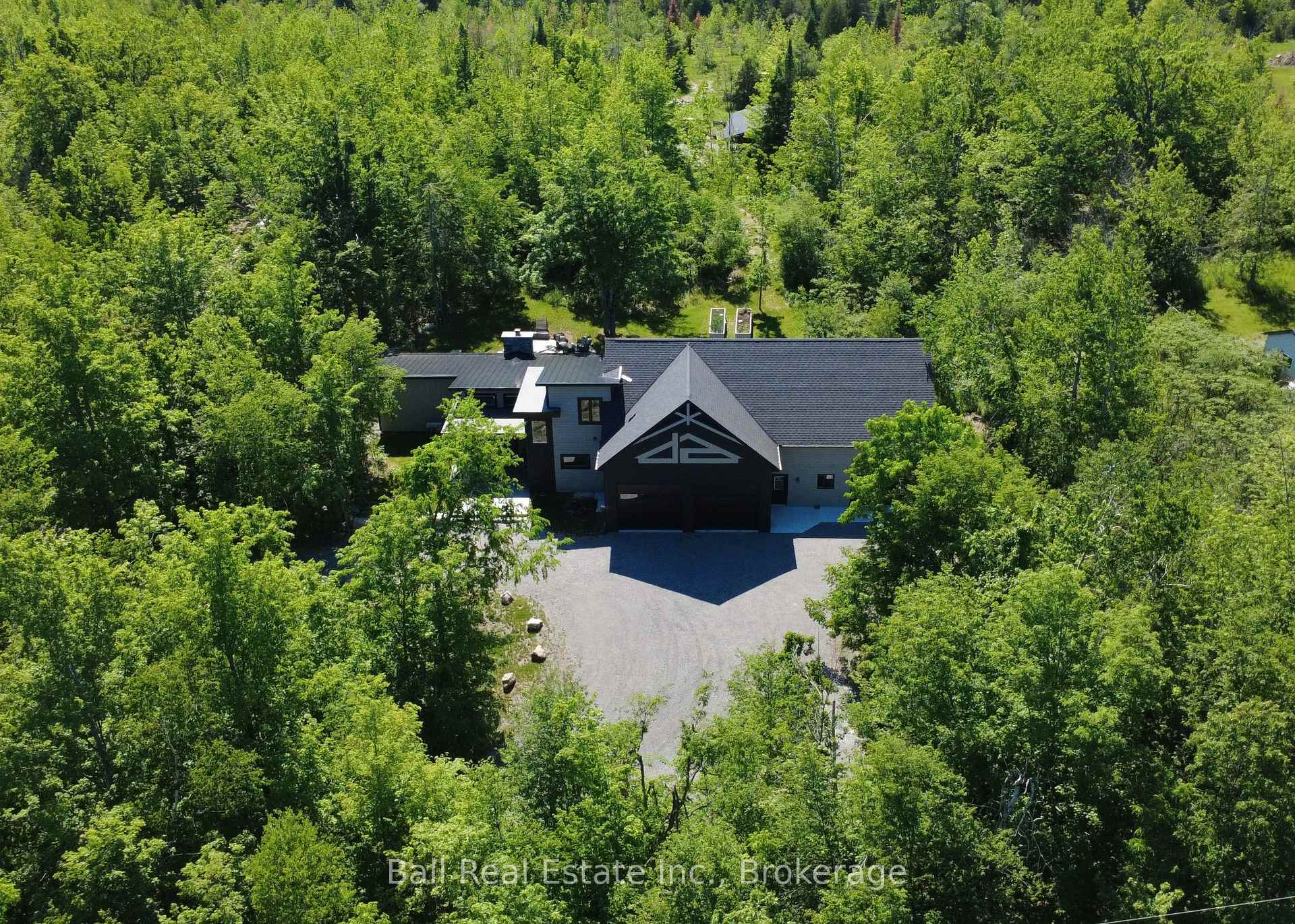 33 LAPLANTES Road, Trent Lakes, ON K0L 1J0 — Trent Lakes, Ontario
