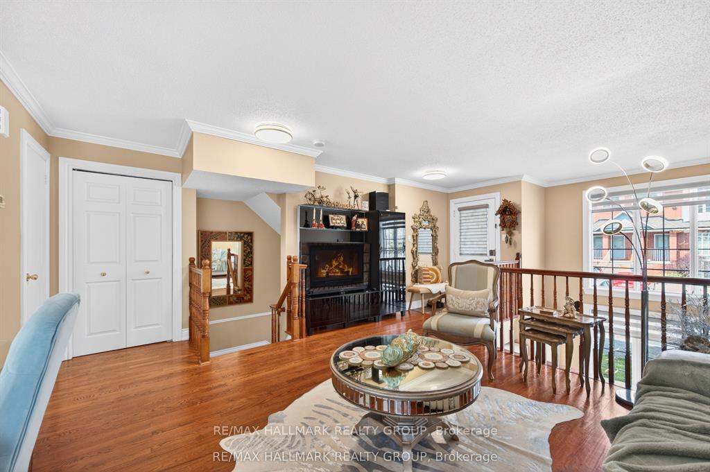 82 Briston Private, Hunt Club - South Keys and Area — photo 5 of 5