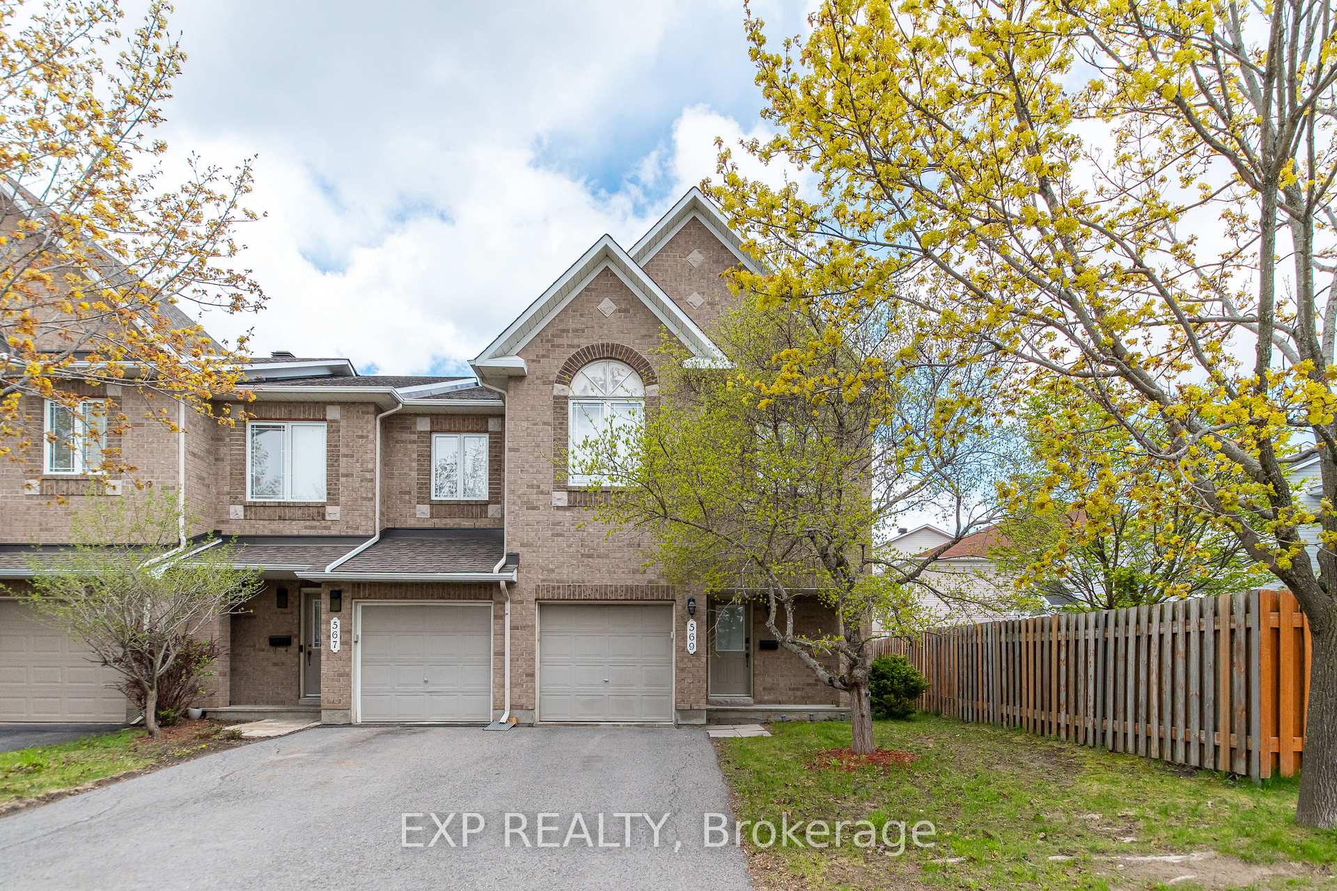 569 Aquaview Drive, Orleans - Cumberland and Area, ON K4A 4V4 — Orleans - Cumberland and Area, Ontario