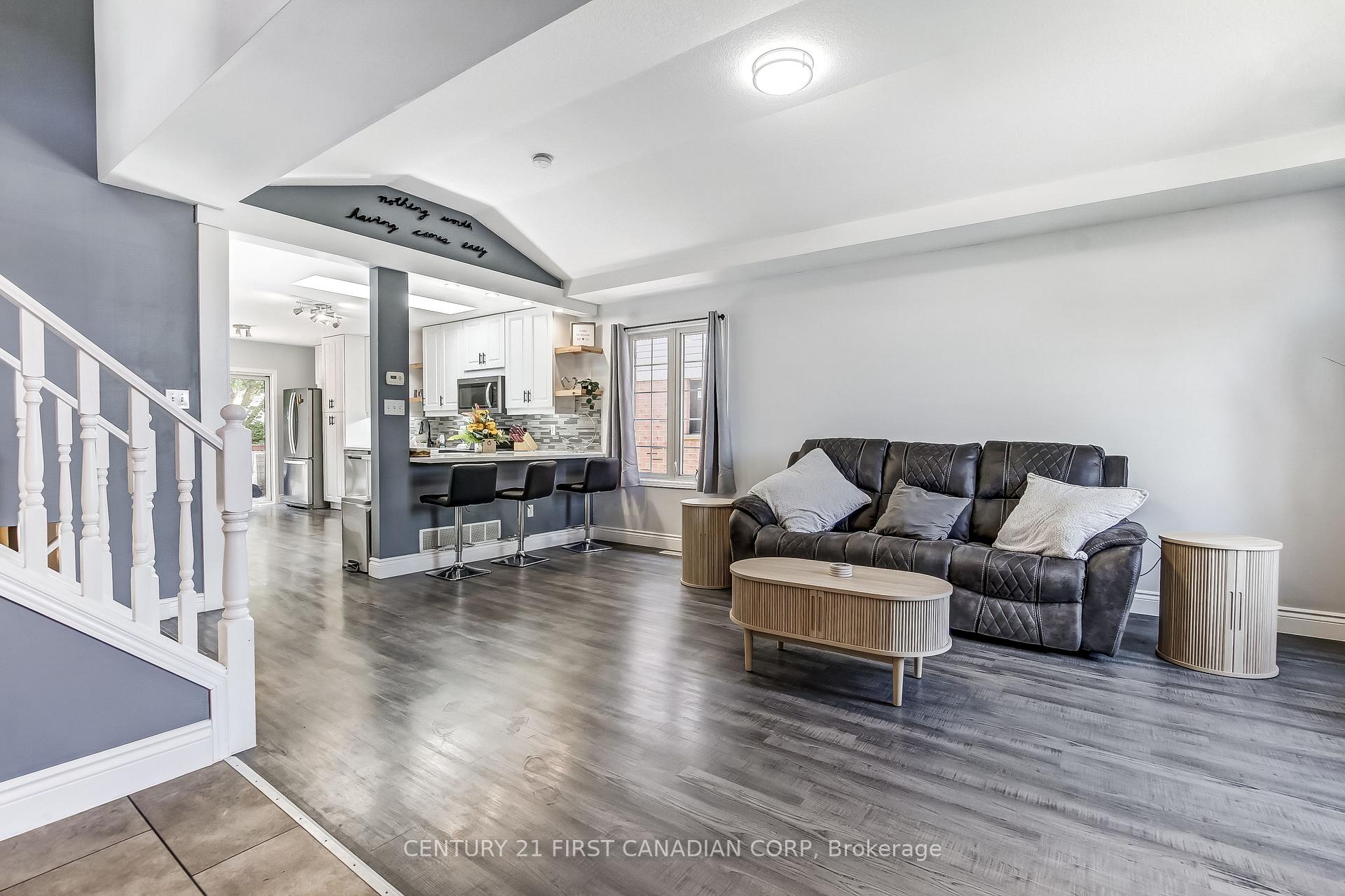 10 Steeplechase Court, St. Thomas — photo 4 of 5