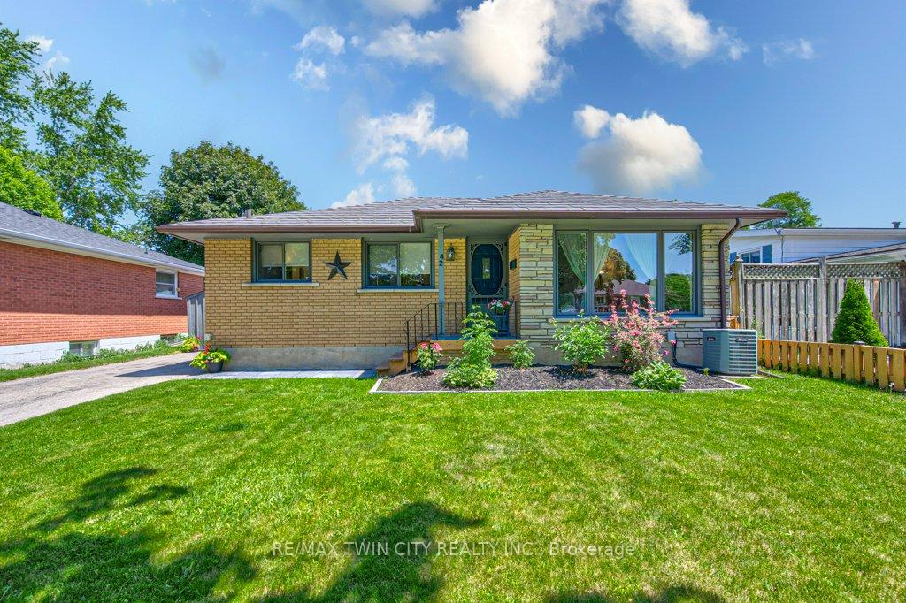 42 Morning Dew Drive, Brantford, ON N3R 3P2 — Brantford, Ontario
